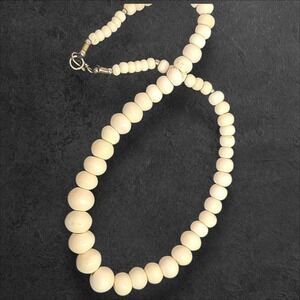 Vintage Natural Carved Cream Bead Necklace Chunky Graduated Beads 24" Boho